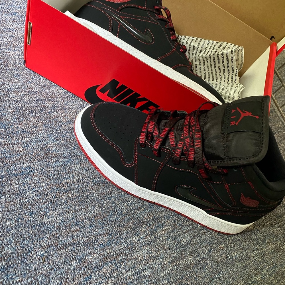 Nike air Jordan 1 mids